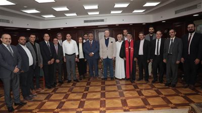  محافظ بني سويف يستقبل وفدا كنسيا إنجيليا للتهنئة بعيد الفطر 