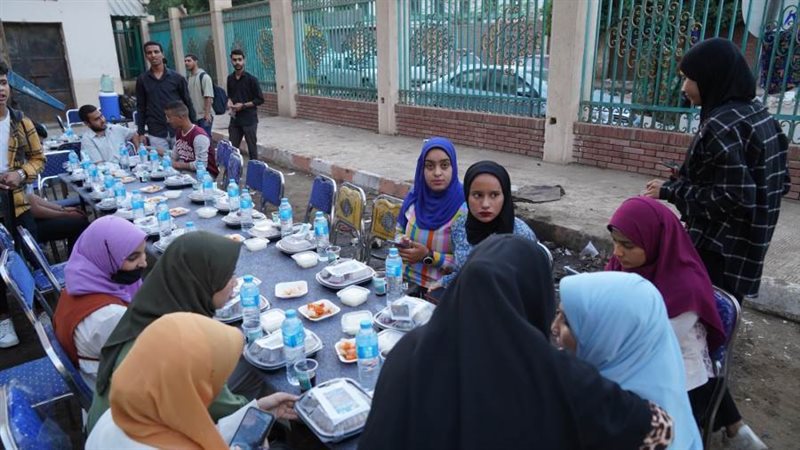 جانب من الافطار