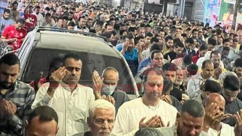 آلاف المصلين بالمنيا