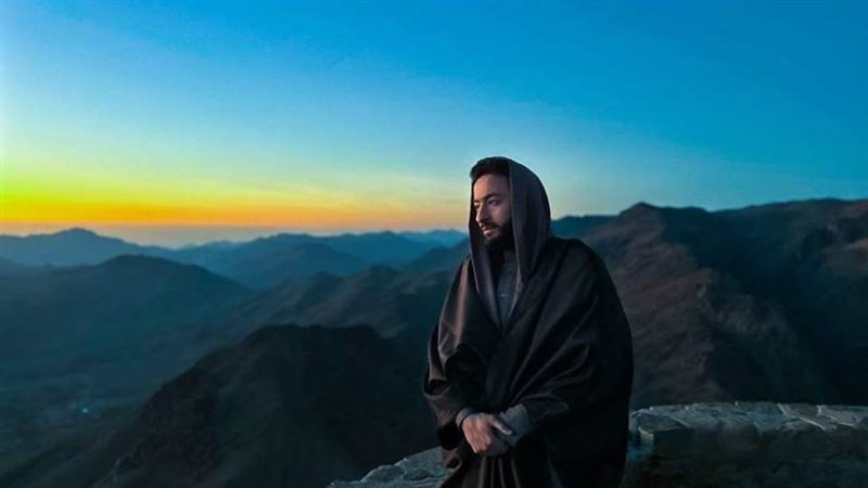 حمادة هلال في المداح