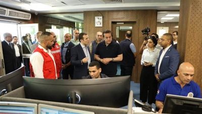وزير الصحة في جولة مفاجئة بالإسعاف ومستشفيات بالقاهرة والجيزة 