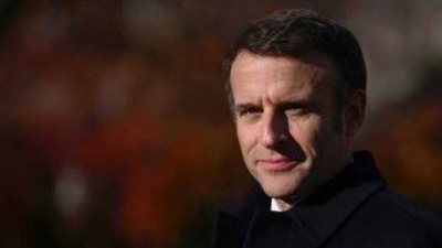 محاكمة ثلاثة متظاهرين في سبتمبر بتهمة إهانة الرئيس الفرنسي