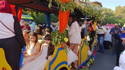 عروض فنية وديفيليه زهور وملكات الفراولة.. مراسم الاحتفال بأعياد الربيع في الإسماعيلية