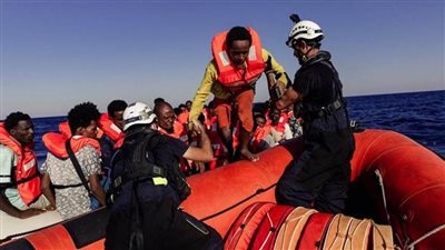 إيطاليا: وصول 161 مهاجراً إلى ميناء كروتوني جنوب البلاد