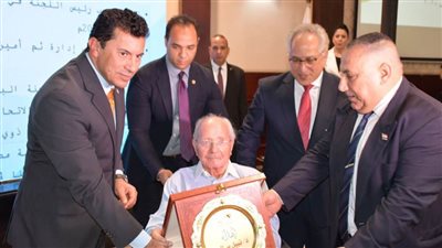 اللجنة البارالمبية تطلق جائزة الدكتور نبيل سالم للتميز الرياضي البارالمبي