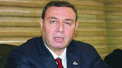 سفير فلسطين بمصر : وصول حافلات إجلاء الطلبة والمواطنين من الخرطوم إلى مصر