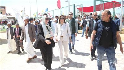 وزراء الثقافة والشباب والتنمية المحلية والتضامن يشهدون مجموعة متنوعة من الفعاليات بقرية شهداء الروضة