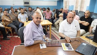 وكيل وزارة تعليم الوادي الجديد في اجتماع لمتابعة آخر استعدادات امتحانات نهاية العام الدراسي