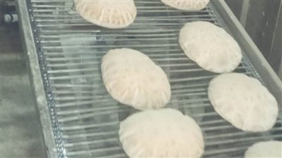 ضبط 3 مخابز لتصرفها في الدقيق المدعم بالبيع في السوق السوداء بالبحيرة