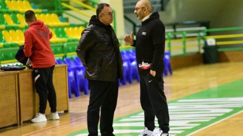 عمرو مصيلحي والكندي