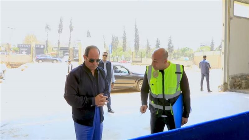 تفقد الرئيس عبد الفتاح