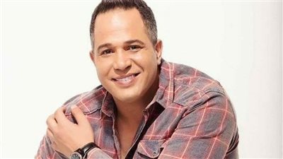 بعد وفاة الفنان مصطفى درويش.. تعرف على مسيرته الفنية