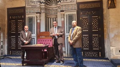 المشرف على الأروقة يتابع سير الدراسة بالعلوم الشرعية والعربية في الجامع الأزهر والفروع الخارجية
