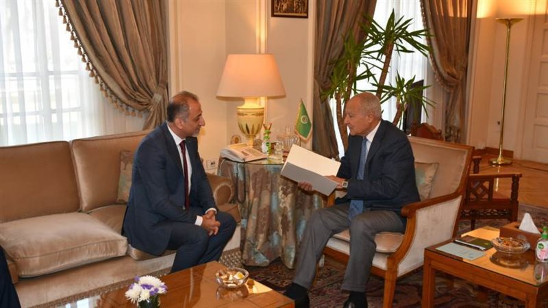 السفير العلكوك يقدم