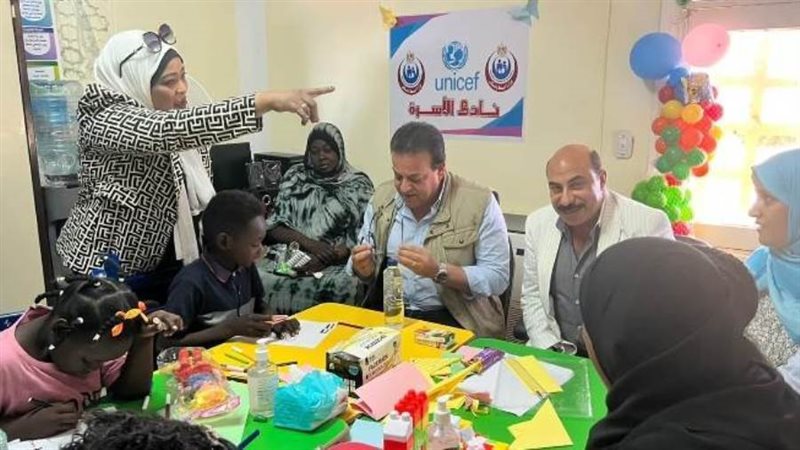 وزير الصحة في مركز