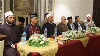 الجامع الأزهر يختتم الدورة التعريفية للطلاب الوافدين بحضور سفير إندونيسيا