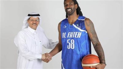 الفتح السعودي يعلن تعاقده مع أوجي مايو لاعب سلة الزمالك