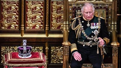 رئيس التشيك وزوجته يصلان لندن لحضور حفل تتويج الملك تشارلز الثالث