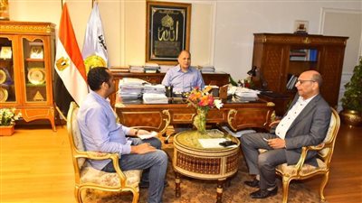 محافظ أسيوط يلتقي أعضاء مجلسي النواب والشيوخ لمناقشة نسب إنجاز المشروعات وتلبية مطالب المواطنين