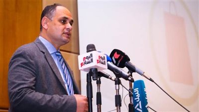 رئيس جهاز شئون البيئة يرافق أميرة أردنية في زيارتها لمحمية وادي الحيتان