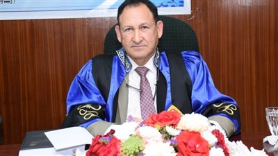 نائب رئيس مجلس الدولة عضوًا في رسالة دكتوراه عن 
