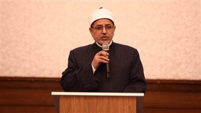 رئيس جامعة الأزهر: الأمم تَتَخَلَّفُ بتراجع العلم ويجب أن نكون من صُنَّاع المعرفة