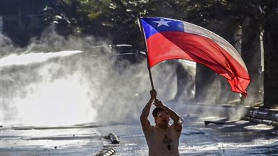 اليمين المتطرف في تشيلي مكلف بوضع دستور جديد