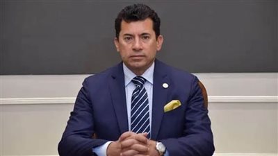 وزير التعليم العالي يهنئ وزير الشباب بفوزه بمنصب رئيس الاتحاد الإفريقي للرياضة الجامعية