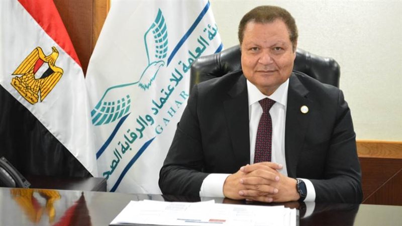 الدكتور أحمد طه رئيس