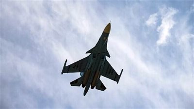 الطيران الحربي الروسي يدمر جسرا عائما للقوات الأوكرانية في اتجاه كراسنوليمانسكي