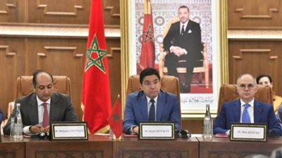 رئيس الحكومة المغربية ونظيره في الرأس الاخضر يبحثان تعزيز التعاون في مختلف المجالات