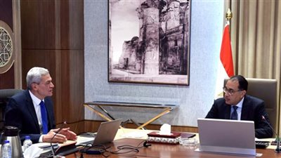 رئيس الوزراء يتابع جهود الهيئة المصرية للشراء الموحد