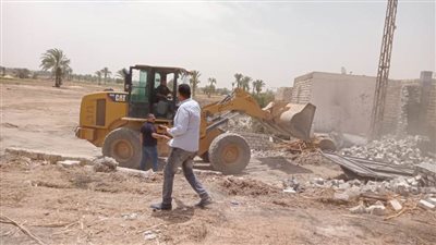 إزالة 44 حالة تعد على أراضي أملاك دولة بقرى مركز الفتح بأسيوط