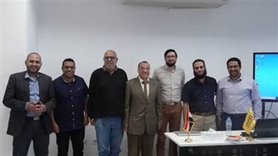 ندوة علمية ببحوث الفلزات حول توظيف 