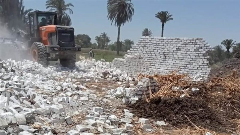 ازالة التعديات ببنى