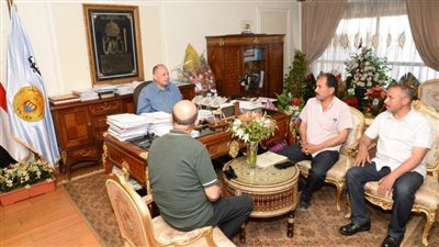 محافظ أسيوط يتابع إجراءات وخطوات إنشاء مدافن صحية ومحطات وسيطة للتخلص الآمن للمخلفات الصلبة