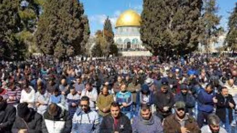 صلاة الجمعة في الأقصى