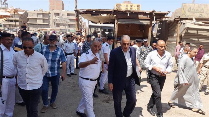 حملات مكبرة لإزالة