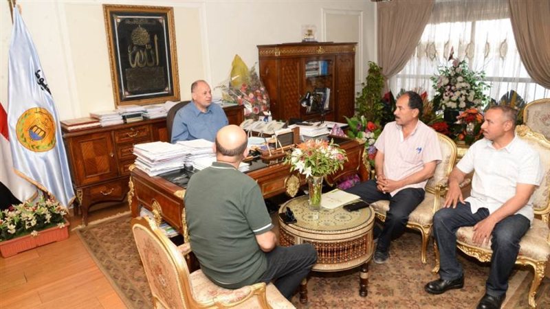 محافظ أسيوط يتابع