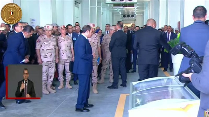 الرئيس خلال الجولة