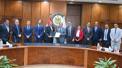 عاجل| البترول: تسليم أول رخصة لتموين السفن بالوقود بالموانئ المصرية ...