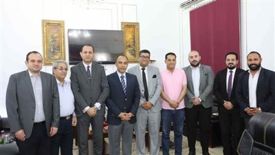 نائب محافظ المنيا يستقبل وفد المكتب الفني لقداسة البابا تواضروس الثاني