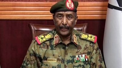 عاجل.. القائد العام للقوات المسلحة السودانية يصدر قرارًا جديدًا ضد 