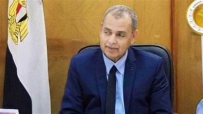 امين حزب الشعب الجمهوري بالوادي الجديد: زيارة الرئيس السيسي لشرق العوينات تؤكد إصراره على التنمية الزراعية