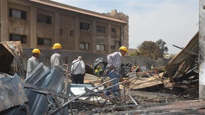 رفع آثار حريق معرض بني سويف لتنفيذ التوجيهات الرئاسية بإعادة البناء