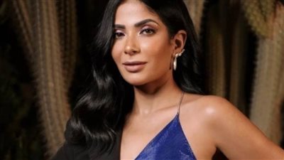 منى زكي أبرزهن..  نجمات عرب على ريد كاربت مهرجان كان السينمائي