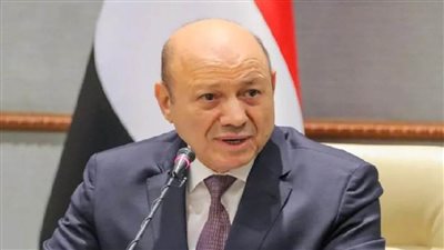 رئيس مجلس القيادة الرئاسي اليمني يصل جدة للمشاركة في القمة العربية