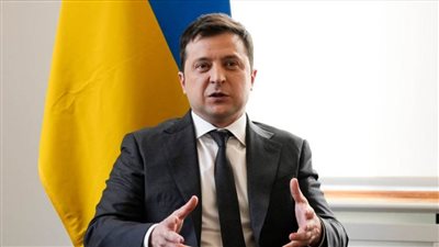 الرئيس الأوكراني يصل إلى جدة لحضور القمة العربية الـ32