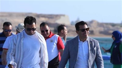 وزير الرياضة يشهد افتتاح كأس إفريقيا والبطولة العربية للترايثلون بشرم الشيخ