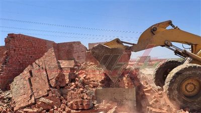إزالة 10 حالات تعد على مساحة 4344 مترًا ضمن الموجة 21 بكفر الشيخ